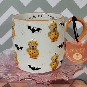 Viral Bearvin A Pumpkin Halloween Mug